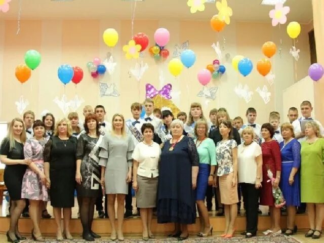 Школа 83 омск. Школа 53 новокузнецк. Учителя школы 83 ростов на дону. Сайт сош 83 омск. Директор школы 83 владивосток.