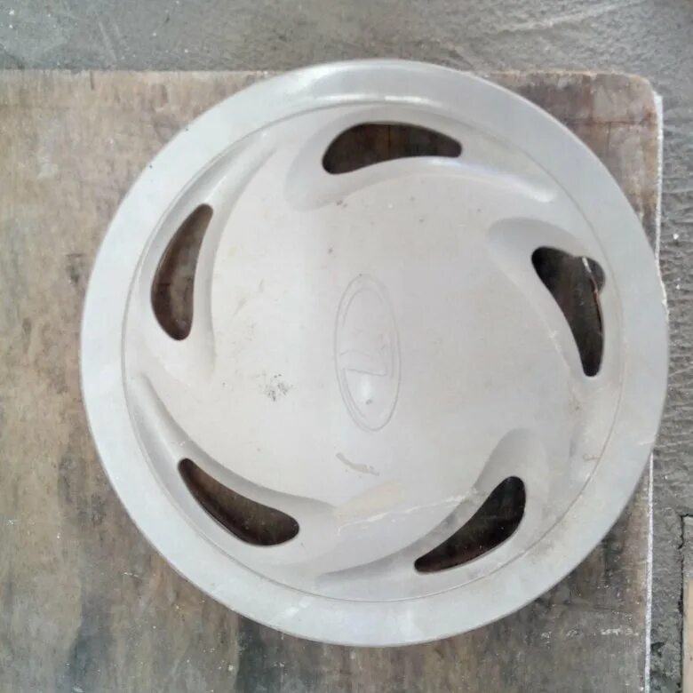 оригинальный колпаки ваз. оригинальные колпаки лада r13 оригинал. колпаки ваз 2114 оригинал r13. колпаки r13 на ваз 2107. колпаки ваз 2114 оригинал.