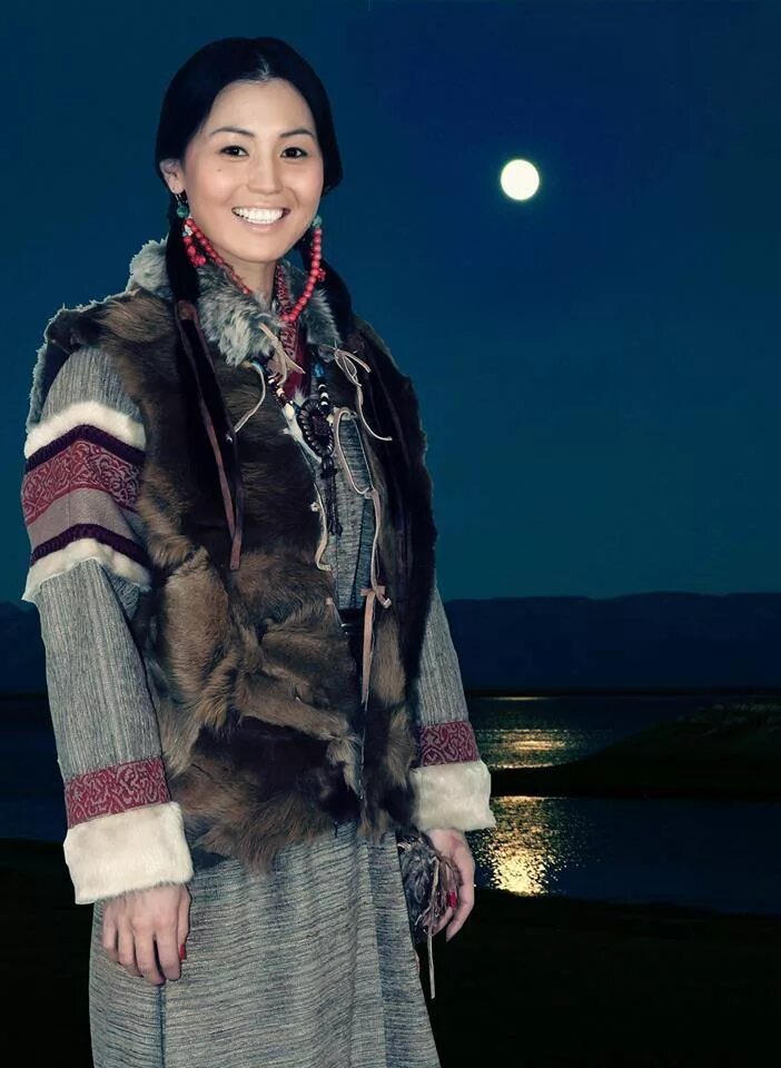 монголки в монголии. монгольские женщины фигуры. жена монголка. атагуль монголка. бортэ оэлун.