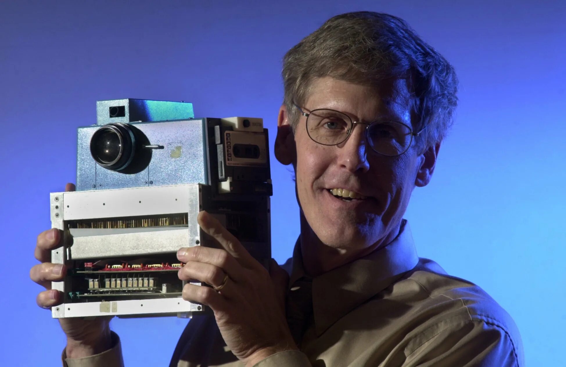 Камера ис. Первый цифровой фотоаппарат Кодак.
