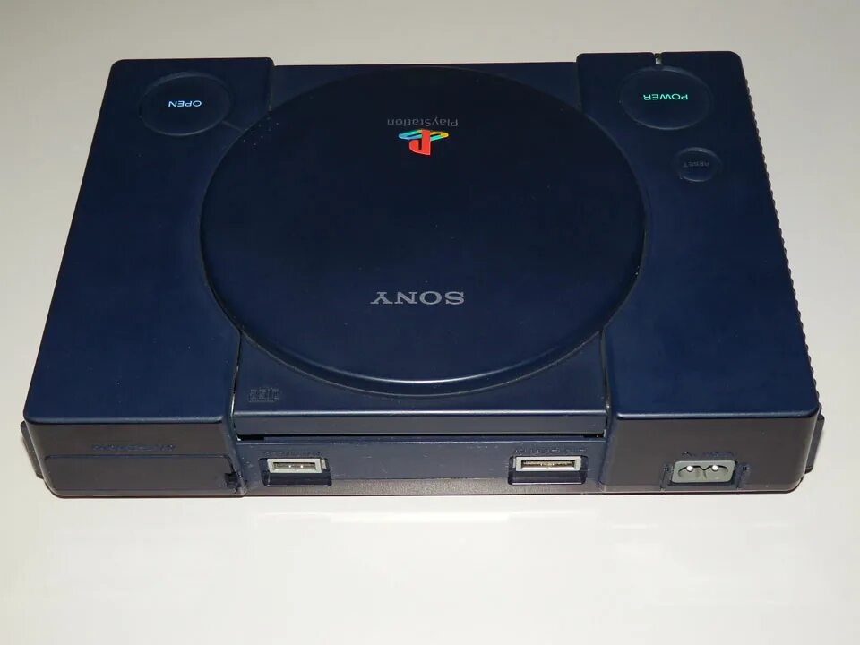 Playstation scph. Ps1 SCPH-7000. Сони плейстейшен 10. Sony PS-x700. Ps1 SCPH-7000w 10 million Edition.