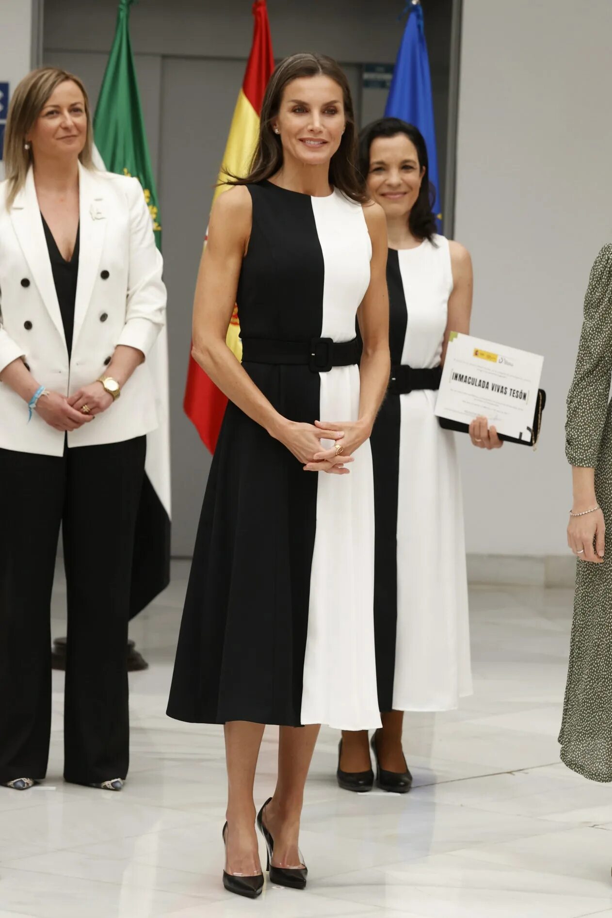 Летисия (королева испании). Королева испании летиция гардероб. Летисия (королева испании). Летисия королева испании 2022. Королева летиция испания.