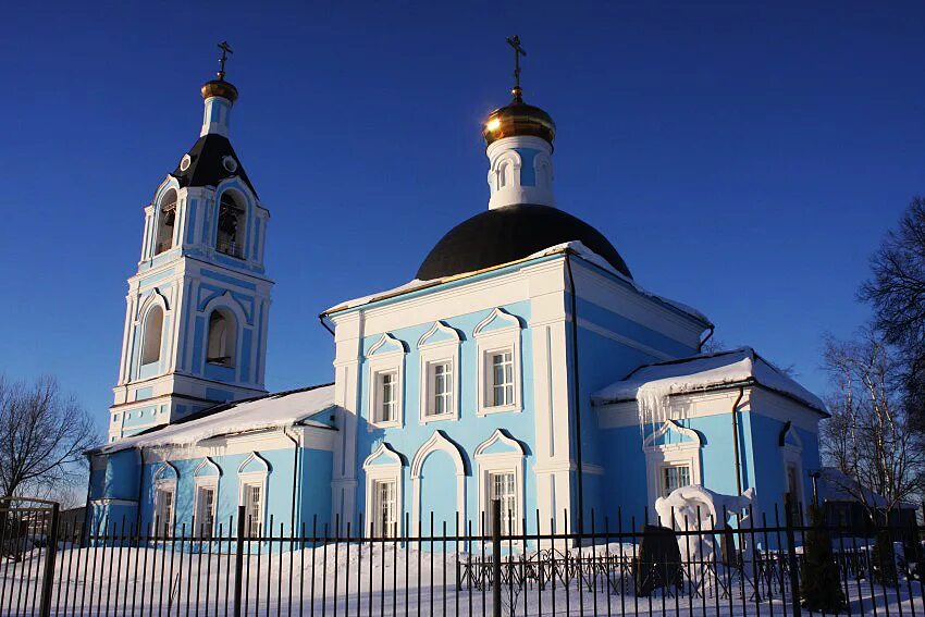 Храм Тихвинской иконы Божией матери село Костино. Церковь в село Костино. Тихвинского храма села Костино. Фатеж Церковь Тихвинской иконы Божией матери.