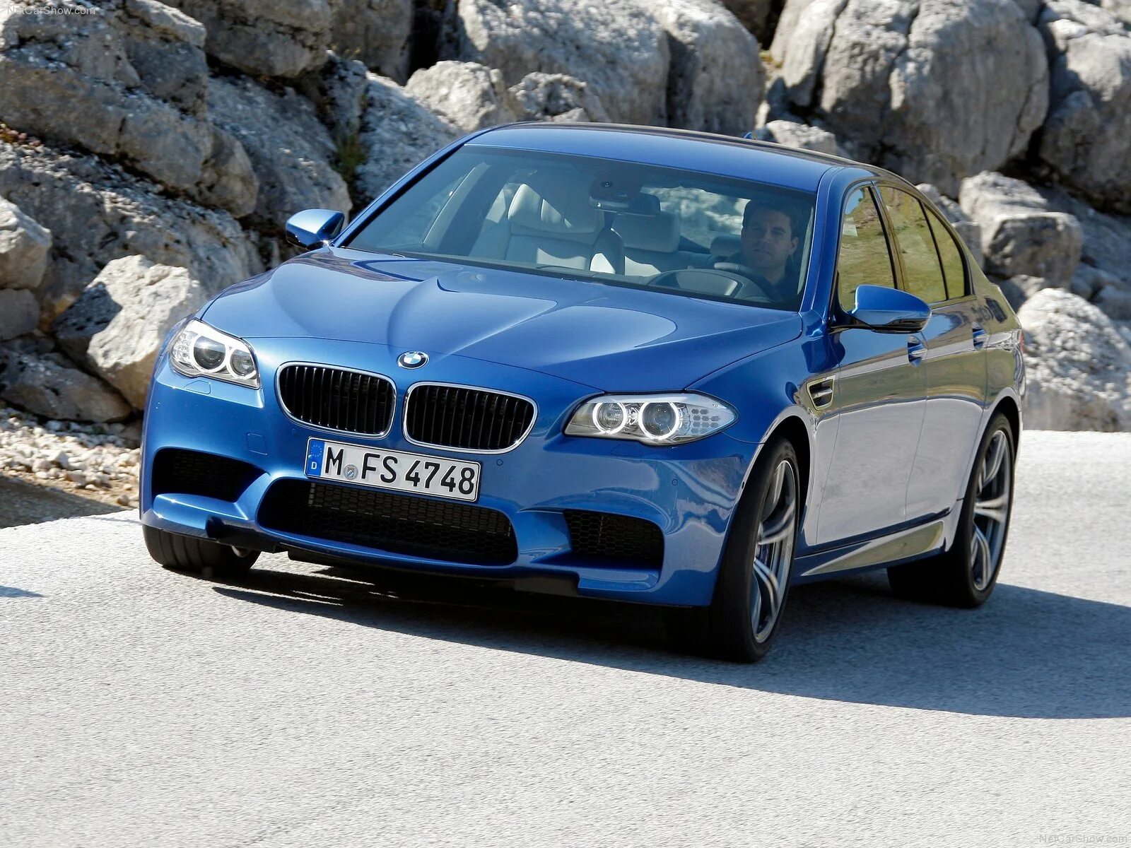 М5 13. BMW m5 2011. BMW m5 f10. BMW m5 f10 2011. BMW m5 2012.