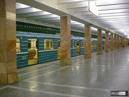 Новоясеневский 1 метро