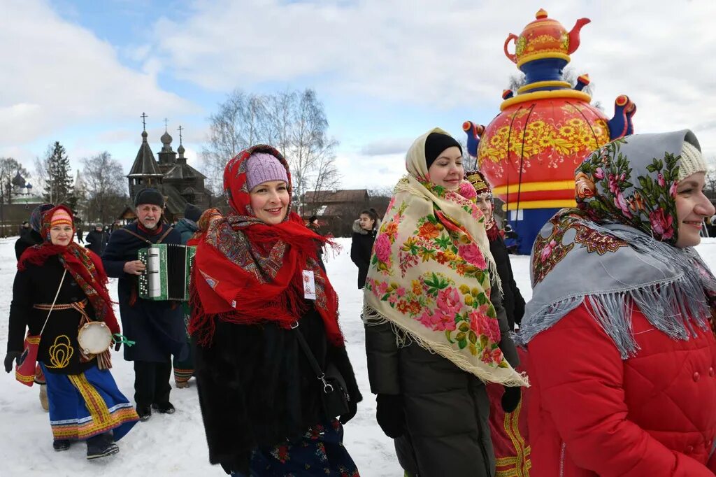 Масленица в суздале 2024 программа мероприятий. Суздаль гуляния Масленица. Масленица в Суздале 2023. Масленица в Суздале. Широкая Масленица в Суздале.