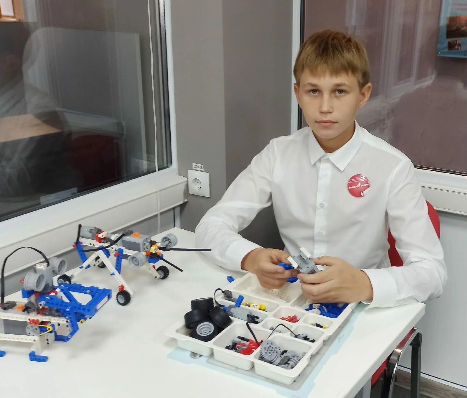 Комитет образования курск вакансии 2025. Точка роста курская область. точка роста робототехника. точка роста робототехника оборудование. точка роста робототехника в школе.