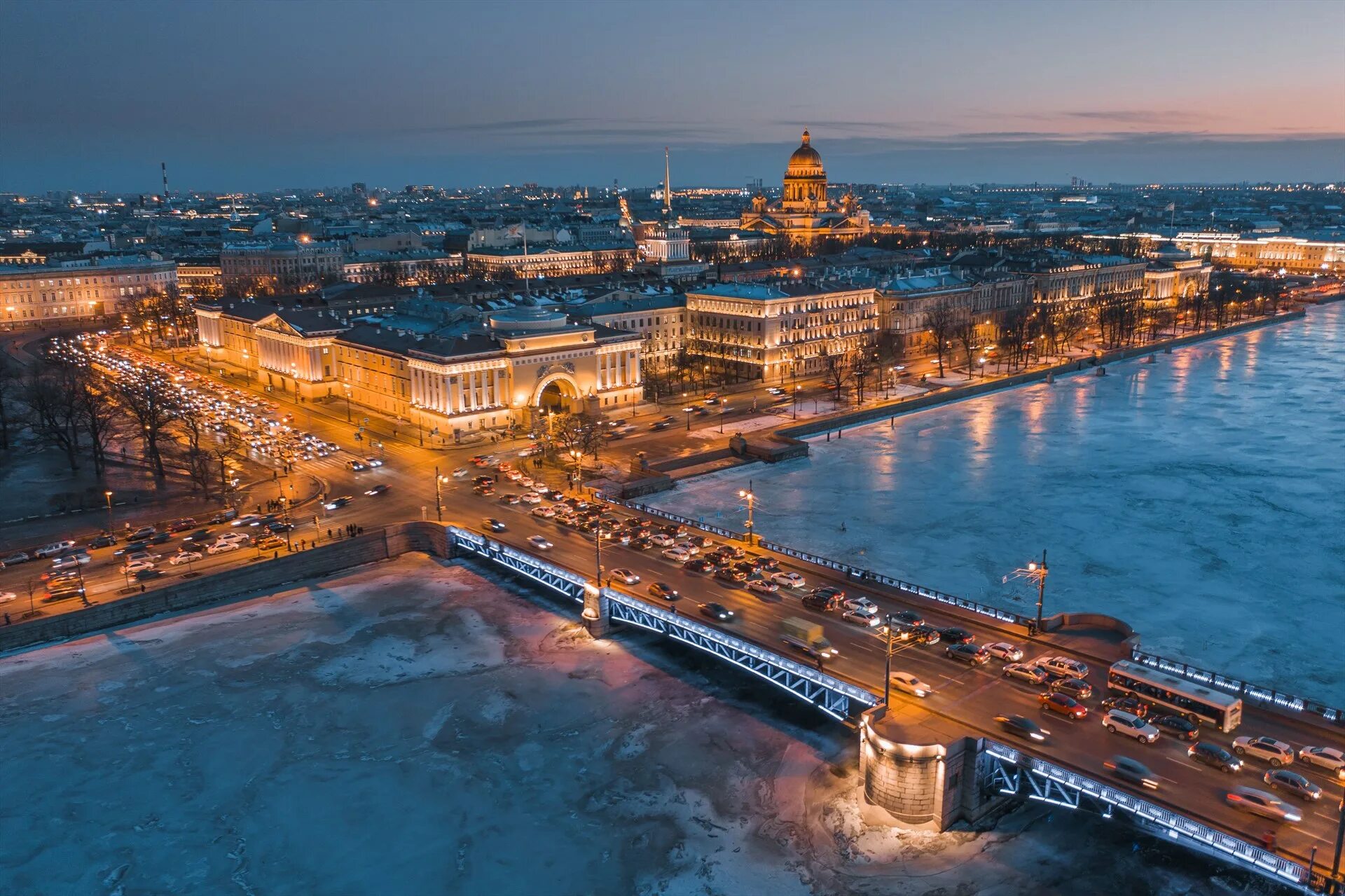 Санкт-Петербург. Питер зимой. Центр Питера. Зимний Питер фото.