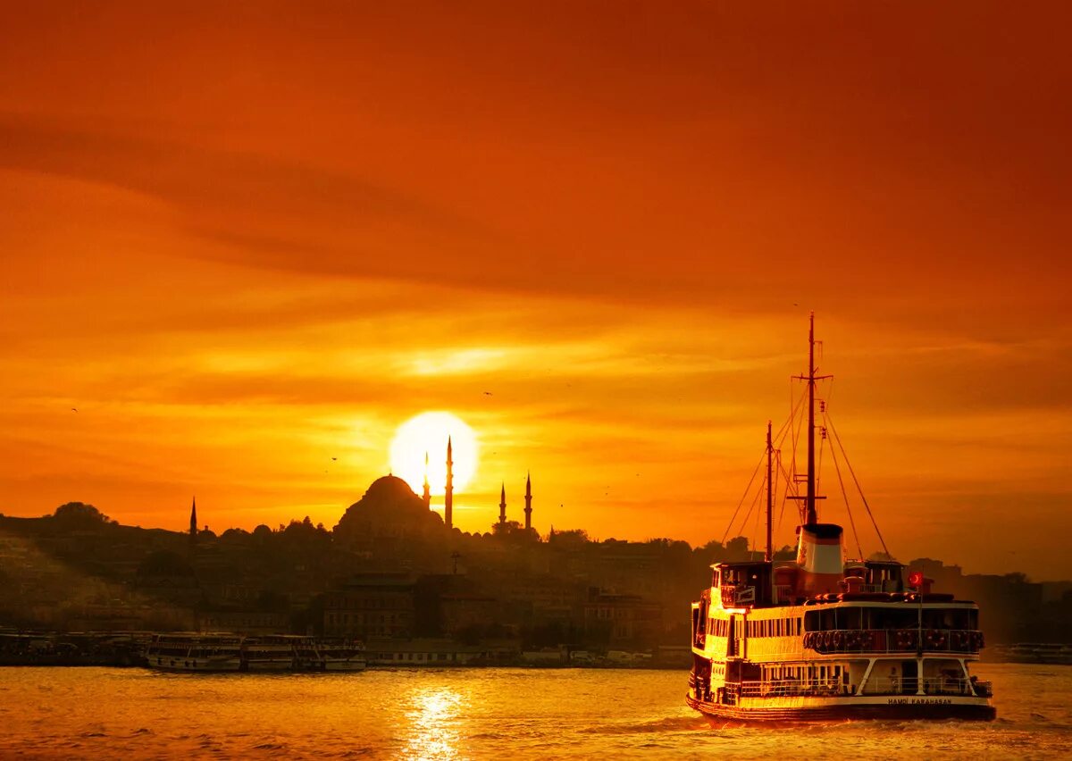 Well turkey. Закат Стамбул Измир. Sunset Стамбул. Турция Девичья башня (г. Стамбул). Стамбул Босфор осень.