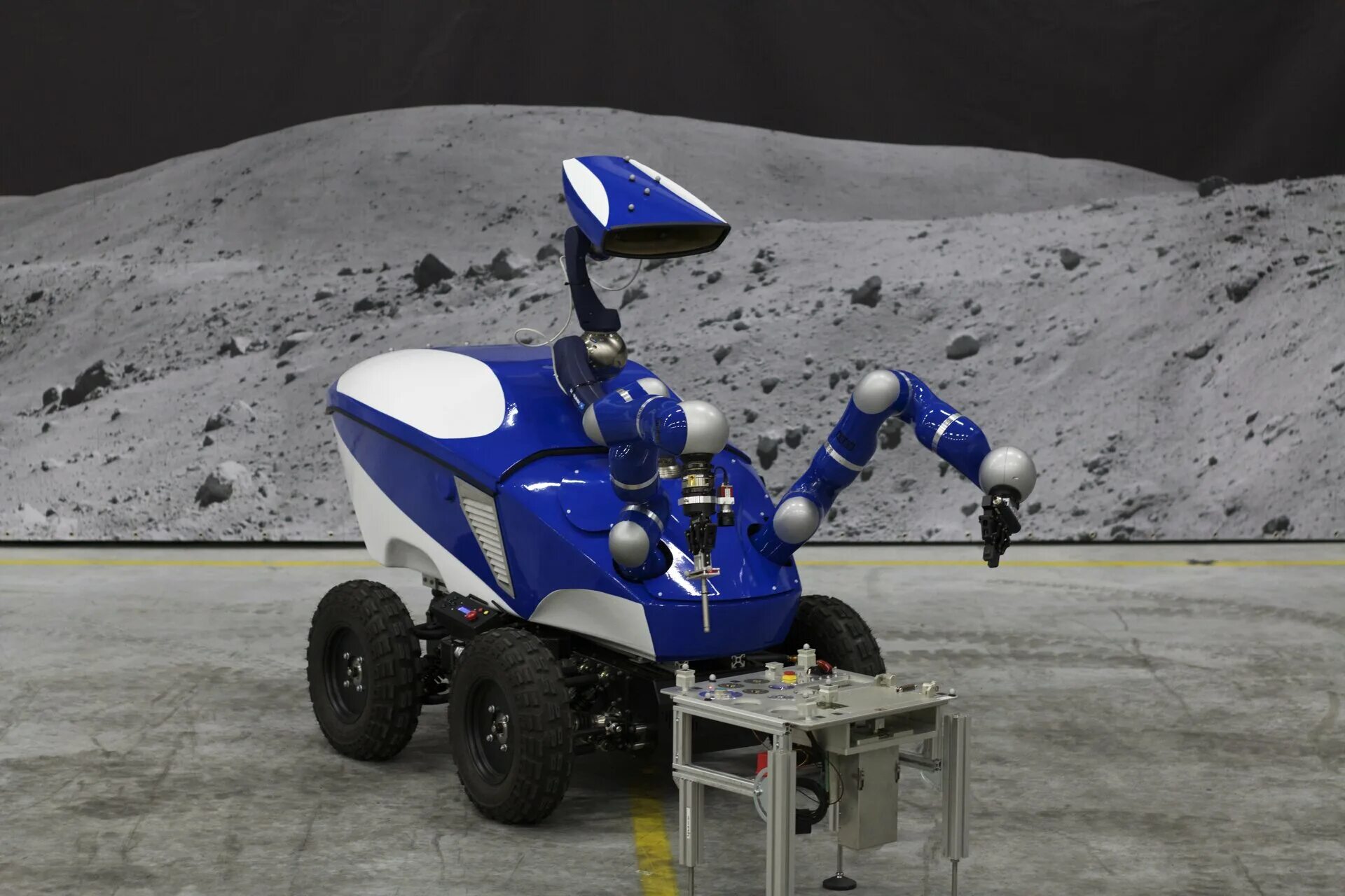 Первые космические роботы. Луноход -марсоход Ровер. Космические роботы. Автономные роботы. Роботы в космосе.