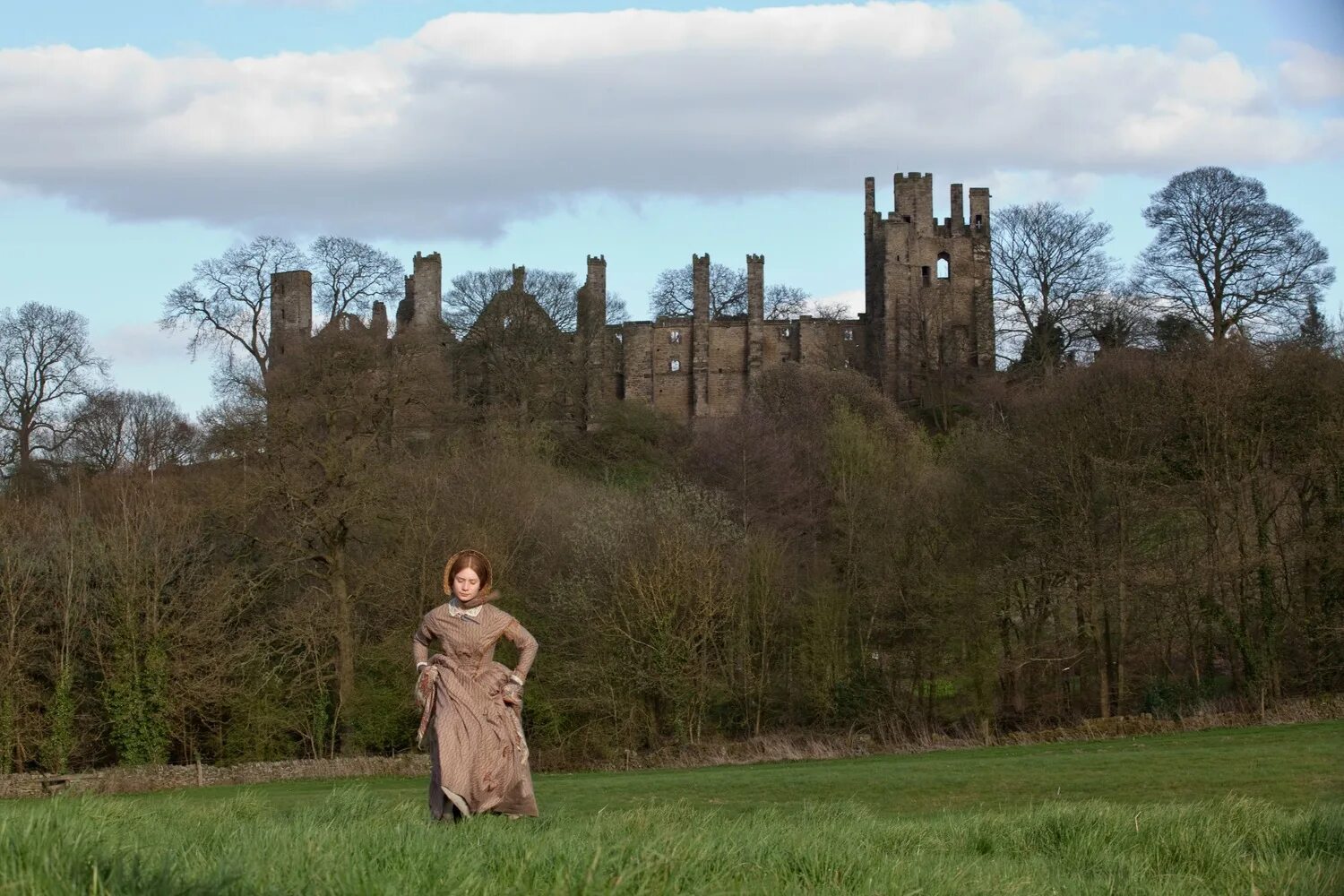 поместье глен шотландия. глен ков город. поместье развратных женщин. кадры остинленд / austenland" 2013. селин саллетт дом терпимости.