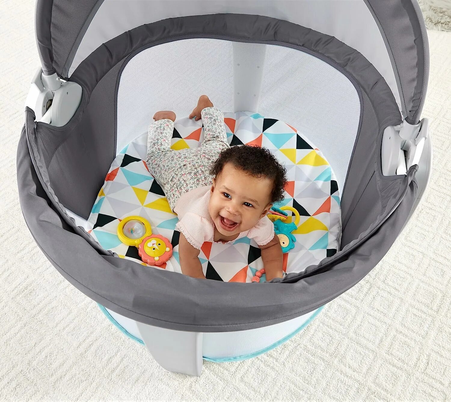 Sweet baby cupola. Fisher Price on the go Baby Dome. Мобильная люлька для новорожденных. Младенец в куполах.