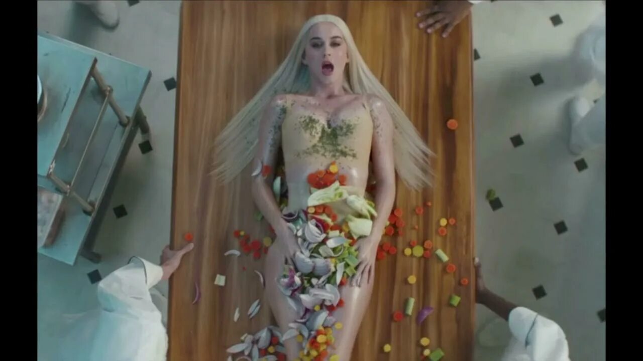 Кэти перри бон аппетит. Бон аппетит мем. Кэти перри bon appetite песня новая 2022. Migos. Katy perry - bon appetit (ft migos).