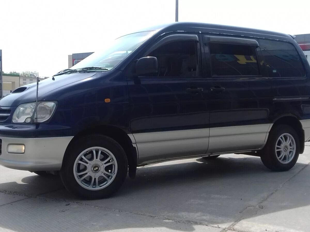 Тойота таун айс 2000. Toyota Town Ace Noah 2000. Toyota Town Ace Noah IV 2000. Тойота 2000 года Town Ace Noah. Toyota Town Ace Noah 3 2000.