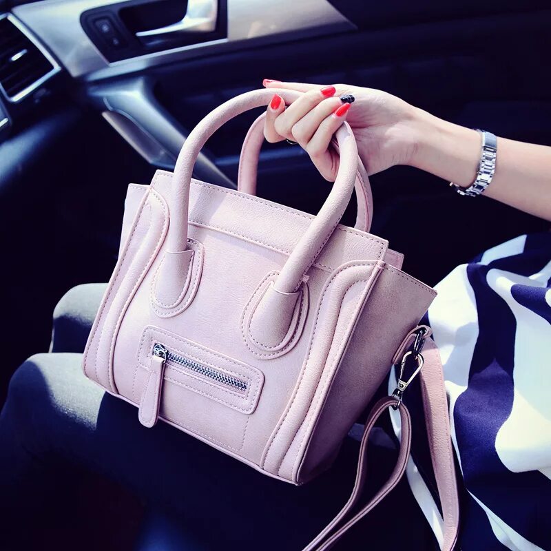 Сумка женская. Сумка 2021 кроссбоди мода. Сумка женская fashion. Красивые сумки. Сумка женская.