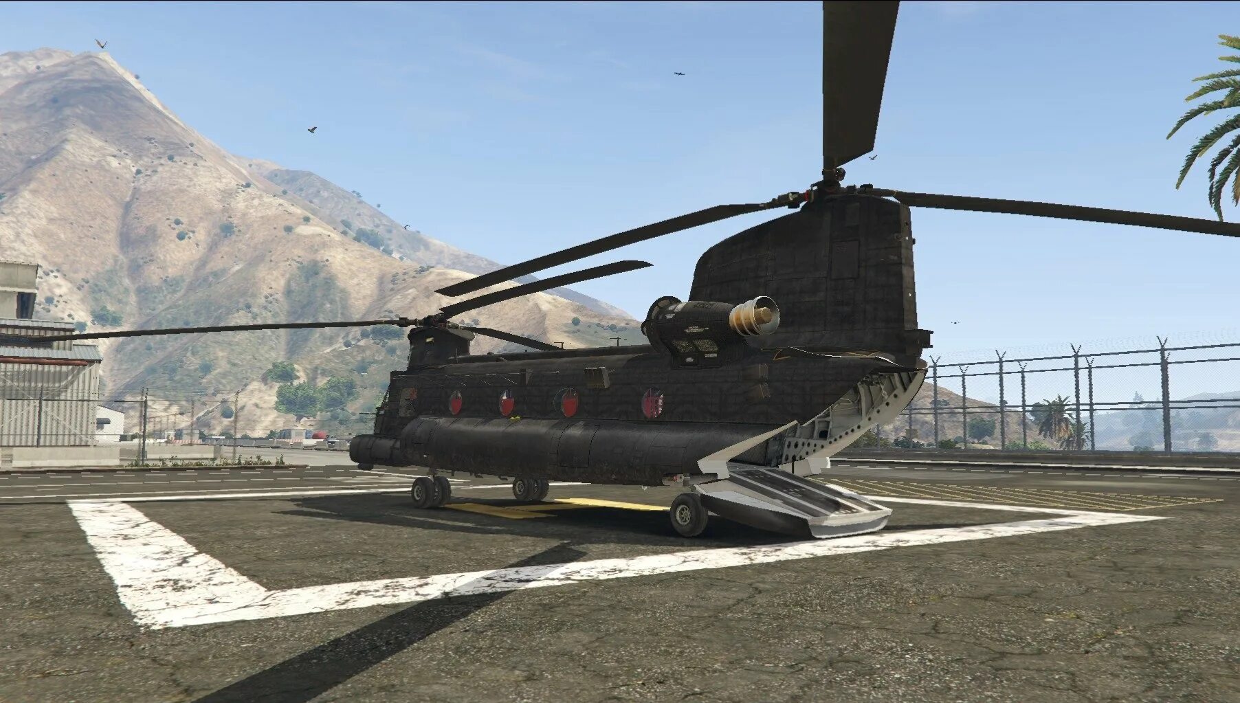 Где достать вертолет. Gta 5 вертолет. чинук гта 5. грузовой вертолет гта 5.