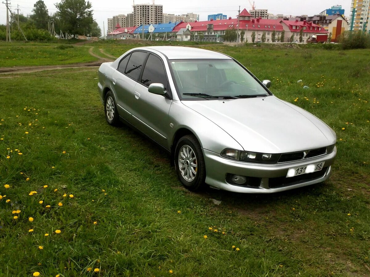 Mitsubishi galant 2000