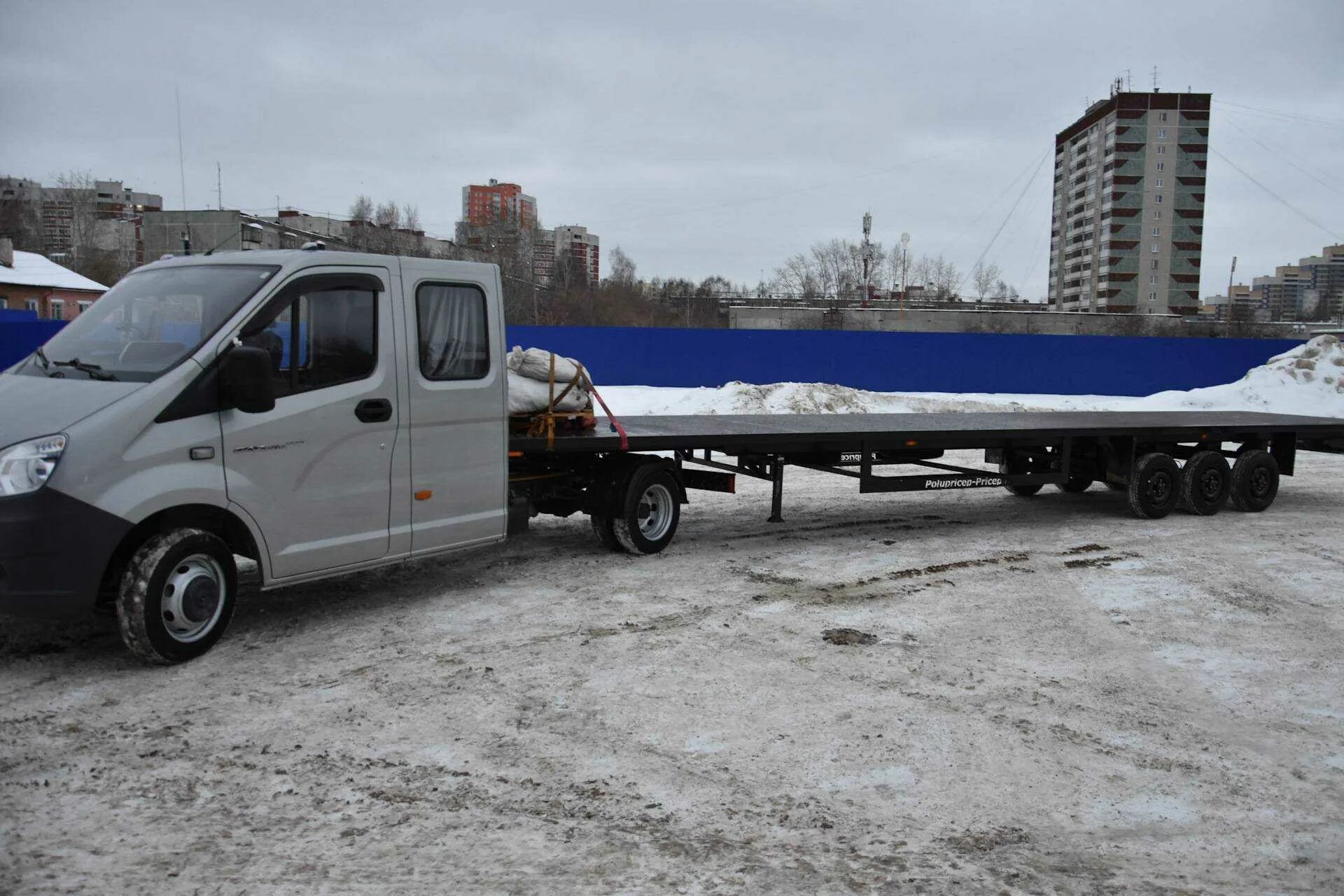 Газель тягач с полуприцепом. Газ 2409 с полуприцепом саз 9459. Газель тягач драйв 2. Газ-2409 + саз-9459. Газ 3310 валдай седельный тягач с полуприцепом.