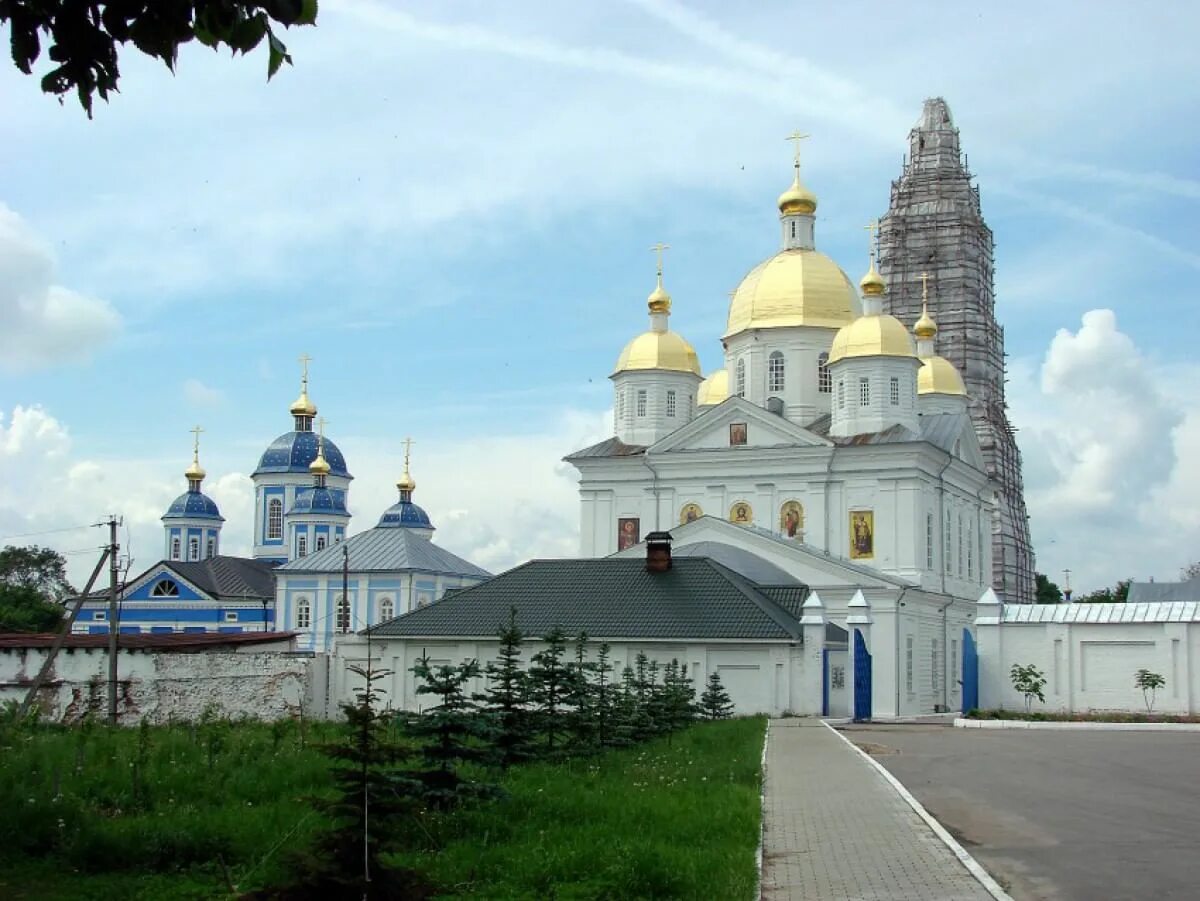 Монастыри нижегородской области сайты. Оранский Богородицкий монастырь. Оранский Богородицкий монастырь Богородский район. Оранки Нижегородская область монастырь. Монастырь оранки Богородский район.