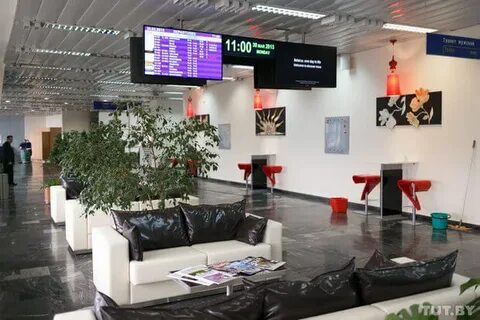 В аэропорту есть комнаты отдыха