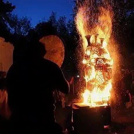 Пылающие статуи. Пылающие статуи