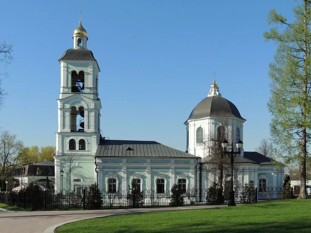 Храм иконы божией матери царицыно. Церковь иконы божией матери живоносный источник в царицыно. Храм живоносный источник в царицыно. Храм иконы божией матери «живоносный источник» в царицыне. Храм иконы божией матери царицыно.