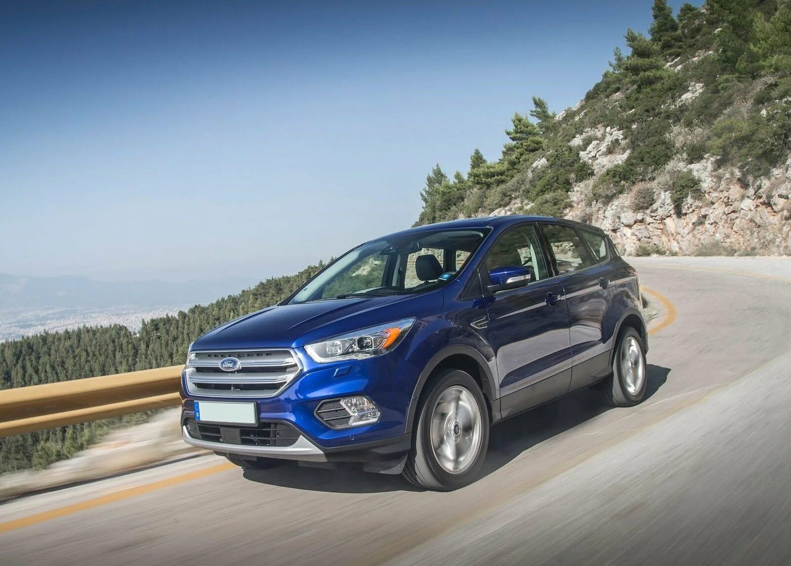 Форд куга полный. Ford Kuga 2017. Ford Куга 2017. Ford Kuga 2 2017. Форд Куга 3 2017.