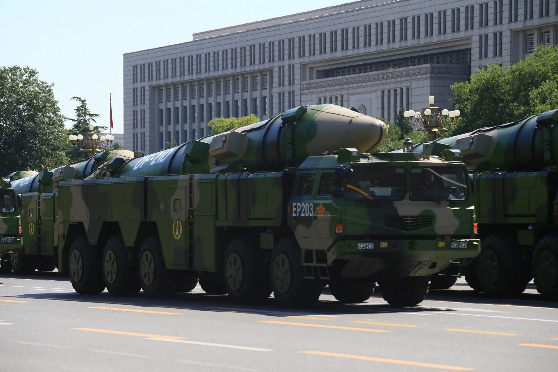 Дунфэн-21 (DF-21d). DF-21d ракета. Китайская противокорабельная баллистическая ракета DF-21d. DF-26 "Дунфэн-26".