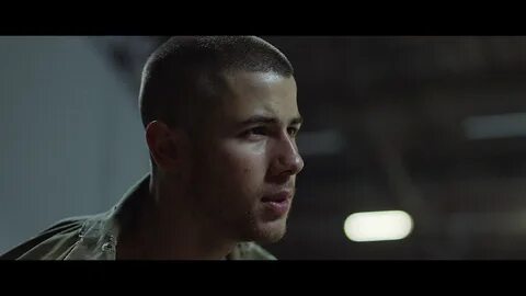Nick jonas close