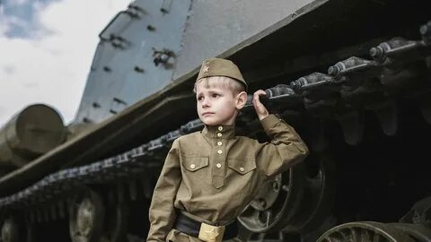 С детства мечтаю военным