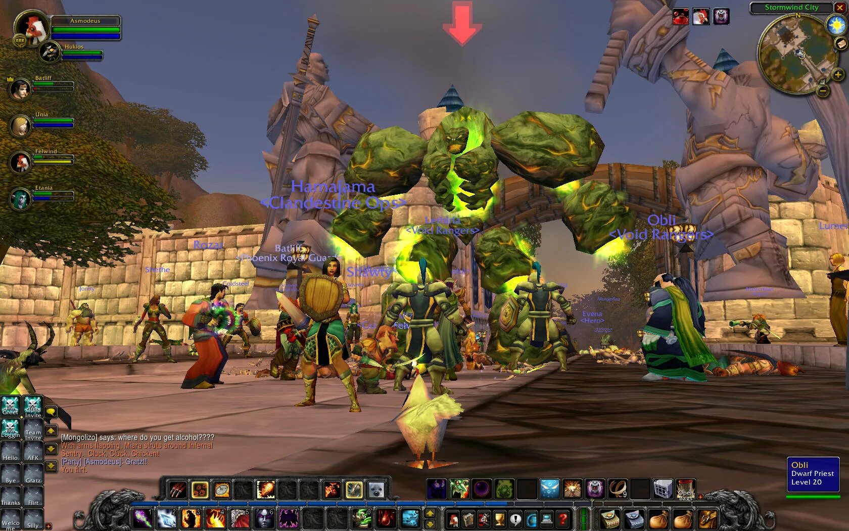 Вов играть. Wow Classic 2004. World of Warcraft игра 2004. Варкрафт игра ММОРПГ. World of Warcraft геймплей 2004