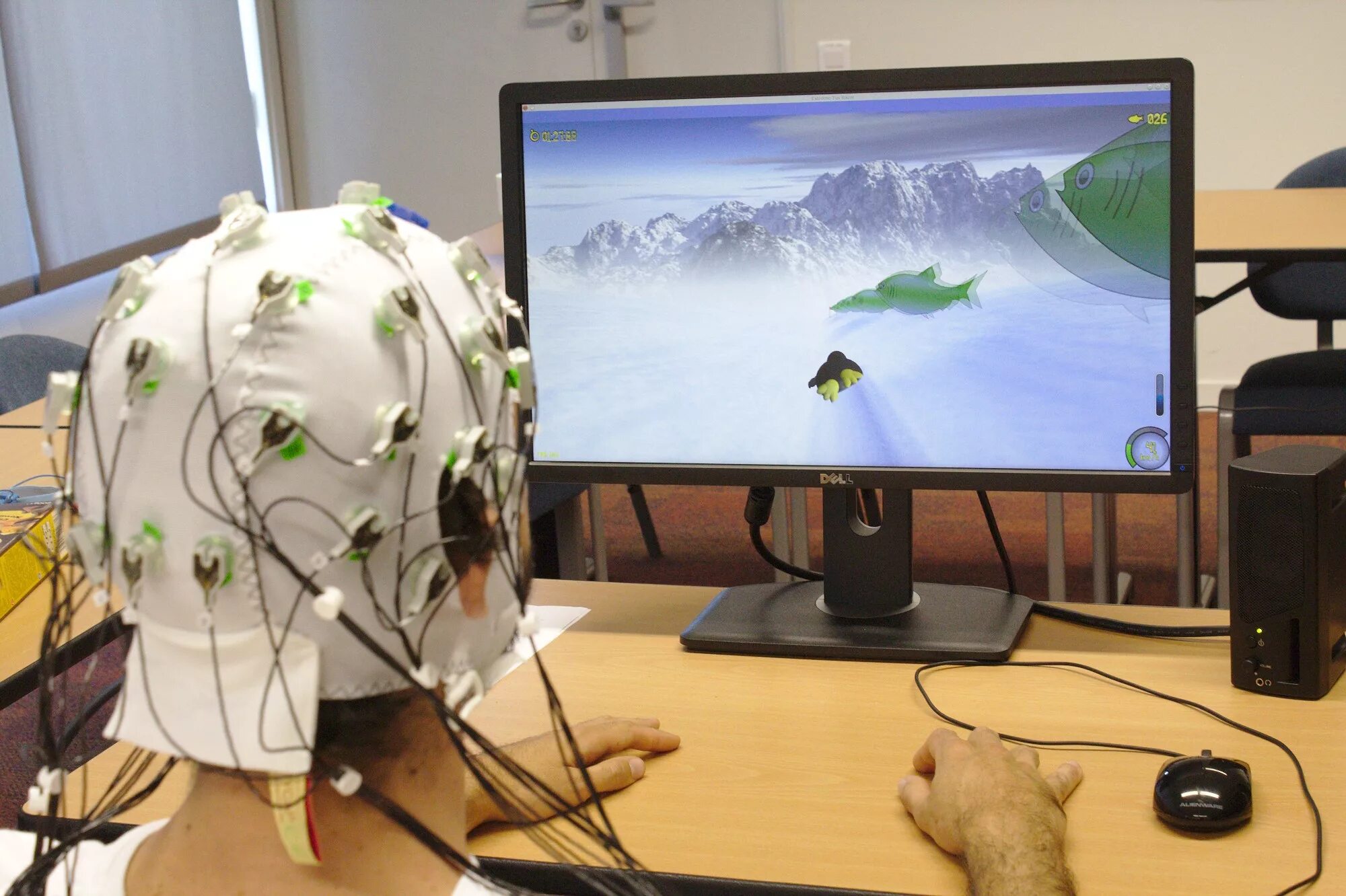 Компьютерный мозг программа. Мозг компьютера. brain computer interface. слежка пк. мозг человека компьютер.