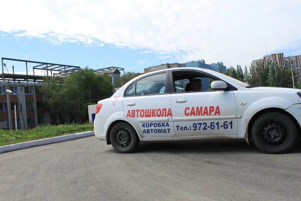 Вираж автошкола калуга инструкторы. Автошкола вираж томск. Магазин форсаж киров. Набор в автошколу автолюбитель. Автошкола приютово.