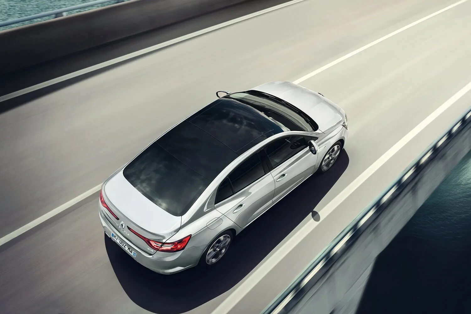 Sedan 4d