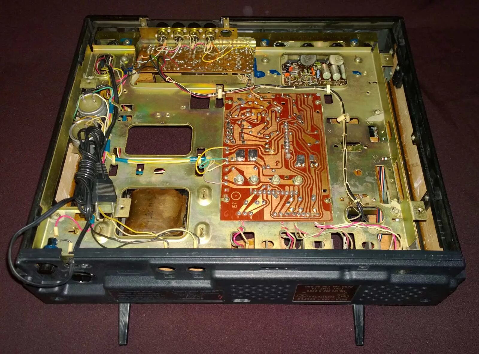 Стерео разборка. Радиола мелодия 103 стерео. Стерео разборка. Нерль 206 стерео. Радиола радиотехника 103 стерео.