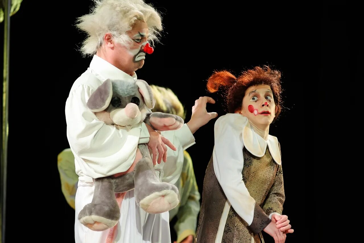 каштанка театр. каштанка спектакль. каштанка театр кукол. тюз астрахань. спектакль каштанка театр кукол.