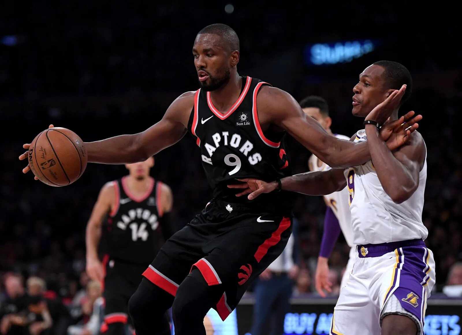 Nba live 18. Отскок мем. Nba live streams. Nba live. Баскетбол лайв.