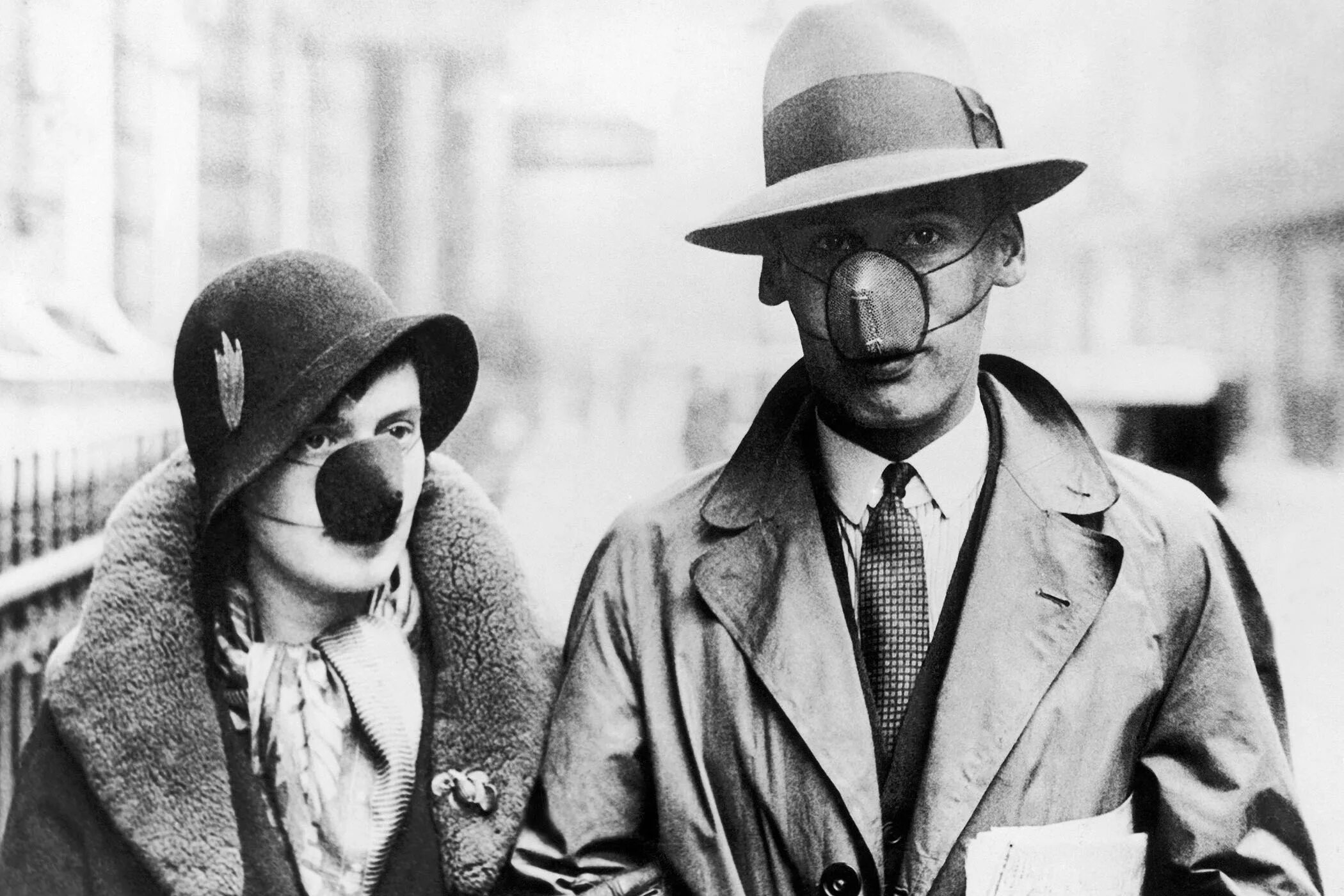 Пандемия испанка испанка. Испанка 1918 люди в масках. Маска начало во сколько сегодня