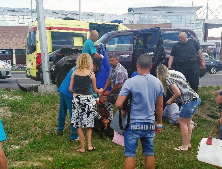 Погибшая женщина в белгороде сегодня. Новости нападение на Белгород. Фото разборки людей Белгород.