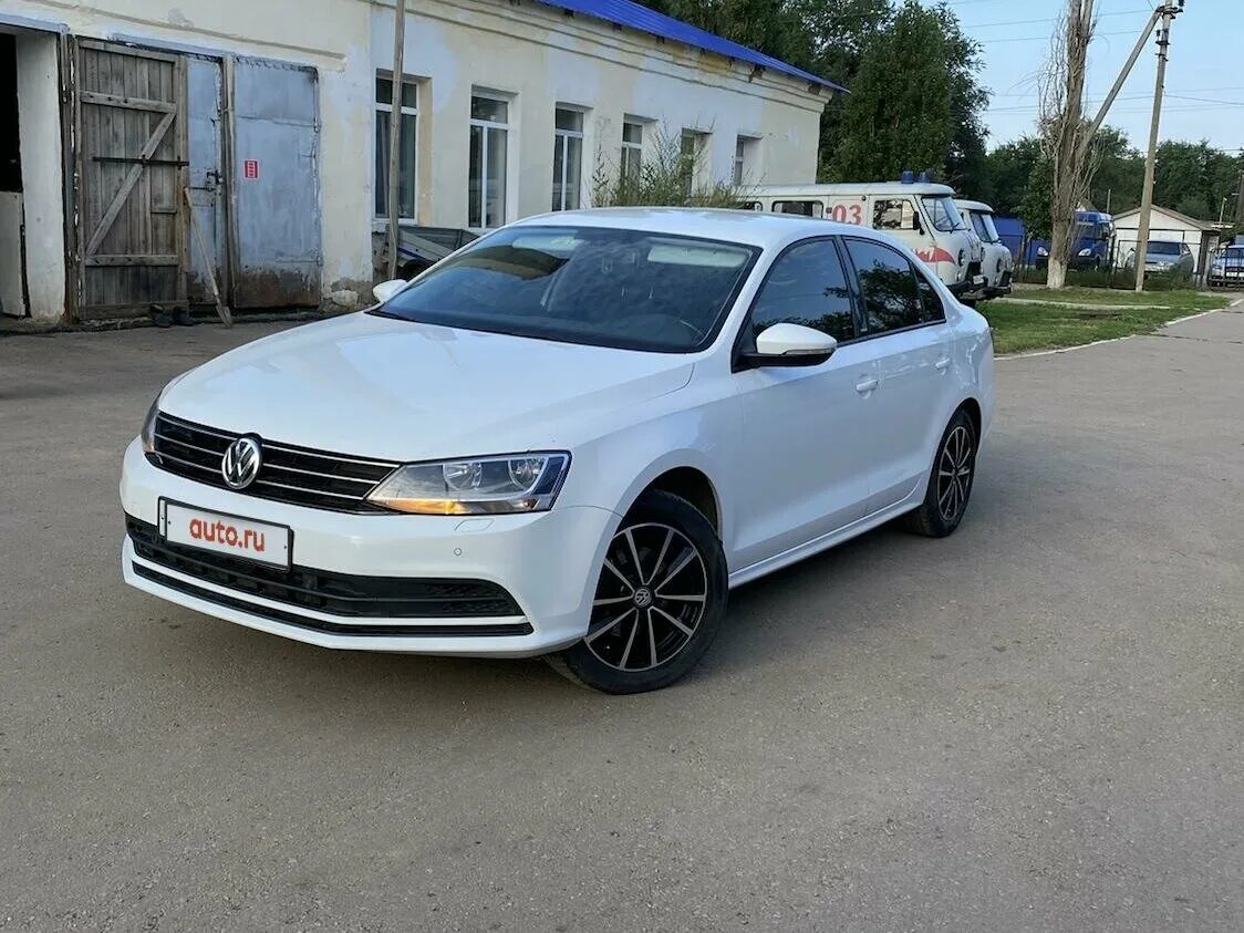 Volkswagen саратов. Фольксваген Джетта 2022 белая. Jetta 6 2015. Фольксваген Джетта 6 пола. Фольксваген Джетта 2016 белый.