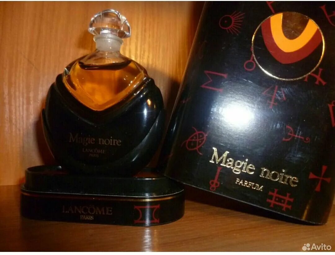 Magie noire духи мужские. Lancome magie noire духи. Magie noire lancome 30 мл. Lancome magie noire. Magie noire lancome винтаж.
