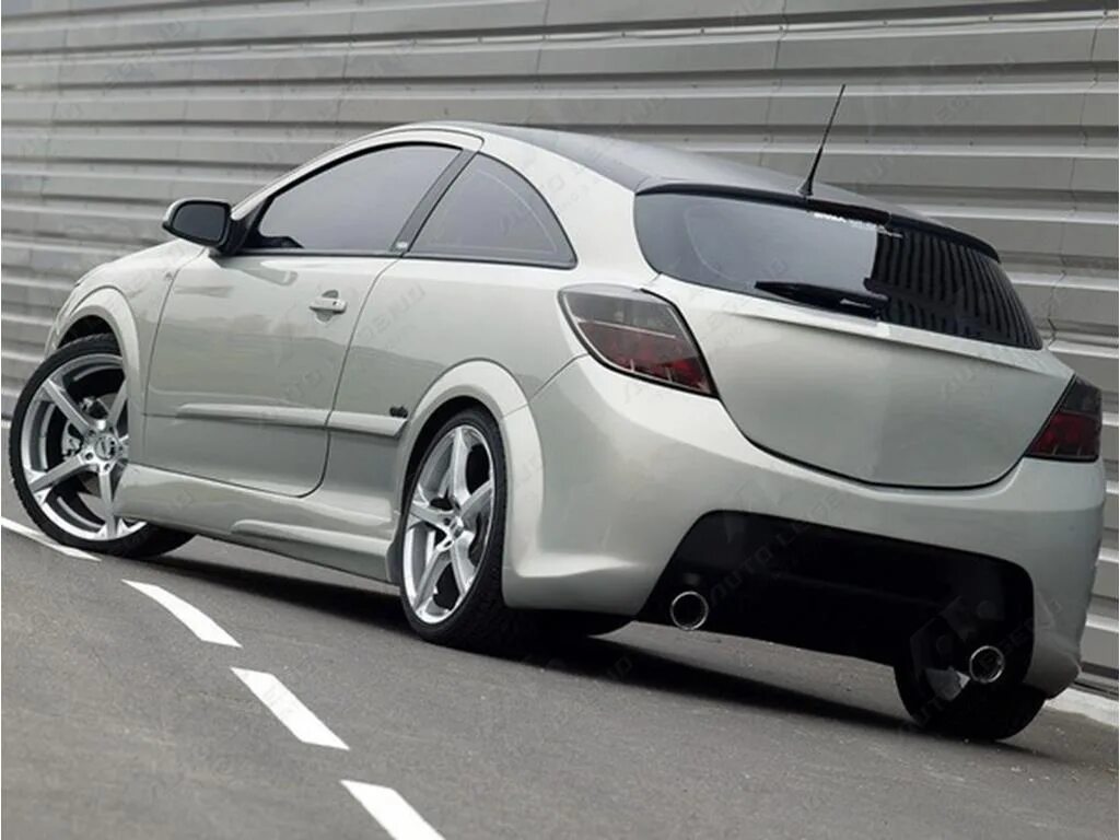 Opel Astra GTC 2010 Tuning. Opel Astra h GTC обвес.