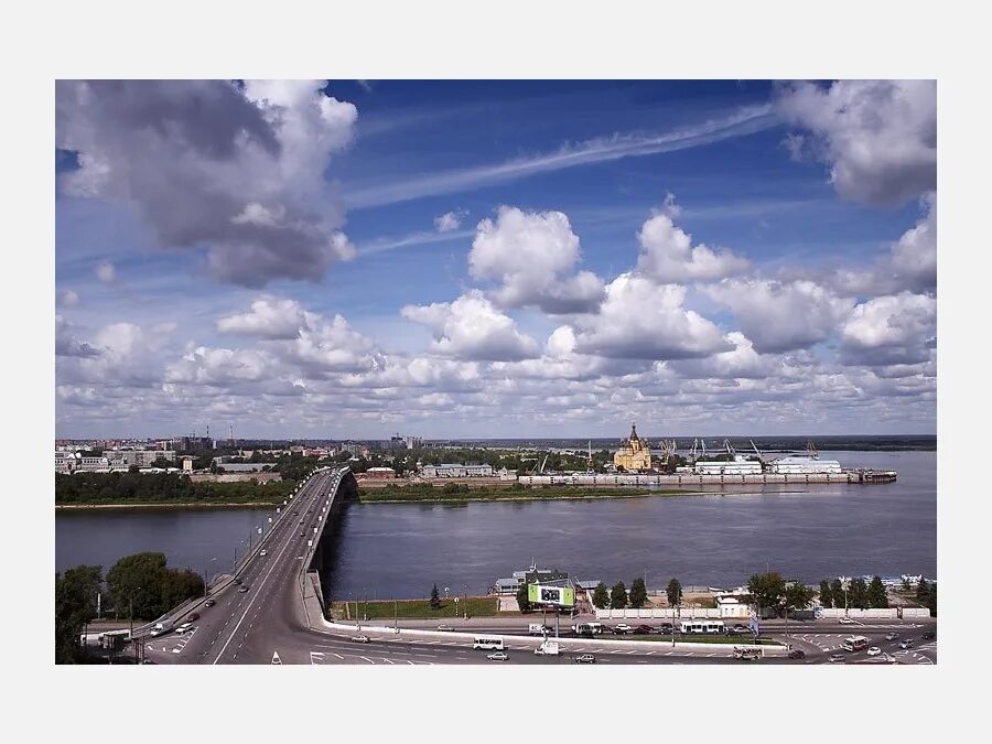 В каком городе волга впадает в оку. Нижний новгород реки ока и волга. нижний новгород слияние рек ока и волга. стрелка оки и волги в нижнем новгороде. слияние оки и волги в нижнем новгороде.