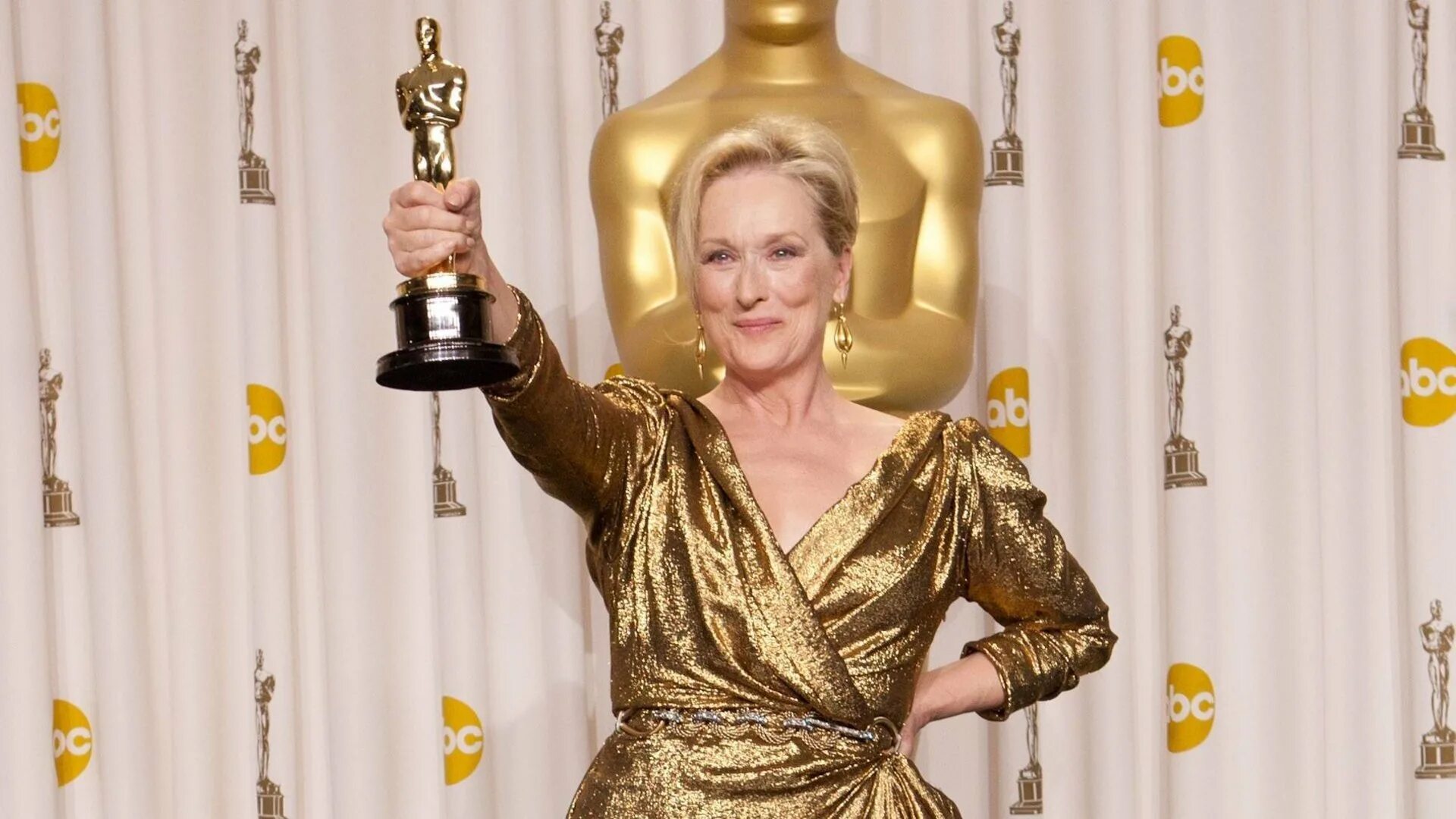 Meryl Streep Oscar. Мерил стрип Оскар 1983. Мэрил стрип 2023. Мерил стрип Оскар 2009.