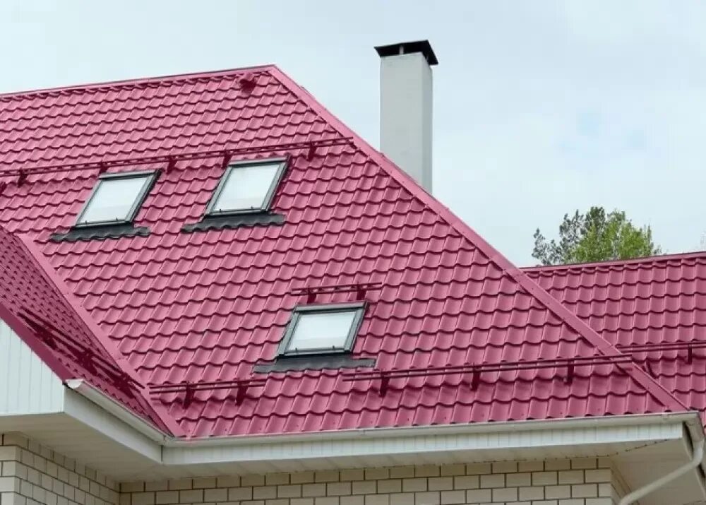 Металлочерепица монтеррей 7024 серый графит. Металлочерепица кредо 0,5 quarzit lite ral 3005 красное вино. Металлочерепица в могилеве. Квинта уно модульная черепица. Металлочерепица в могилеве.