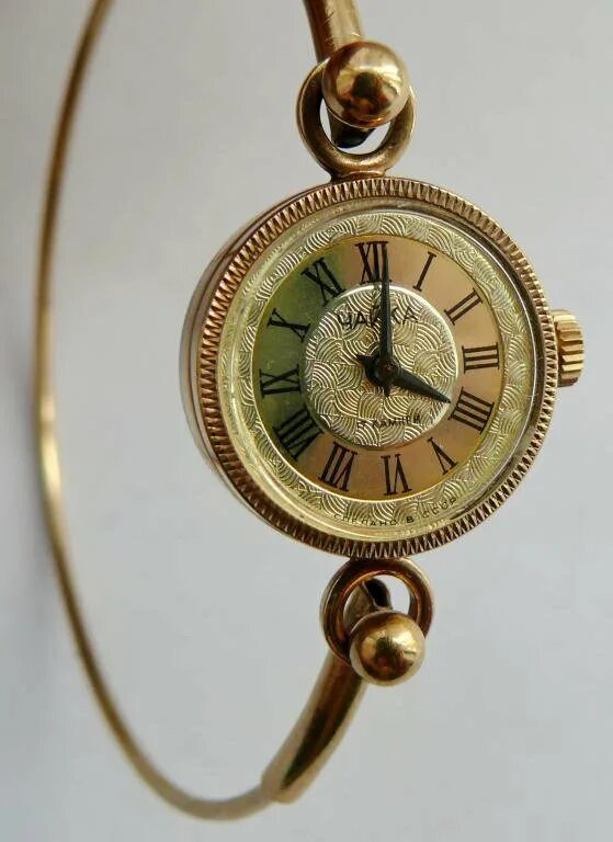 Наручные часы чайка 44360-266. Часы чайка позолота. Часы чайка 17 камней ссср золотые. Часы чайка позолота. Часы чайка 17 камней позолоченные.