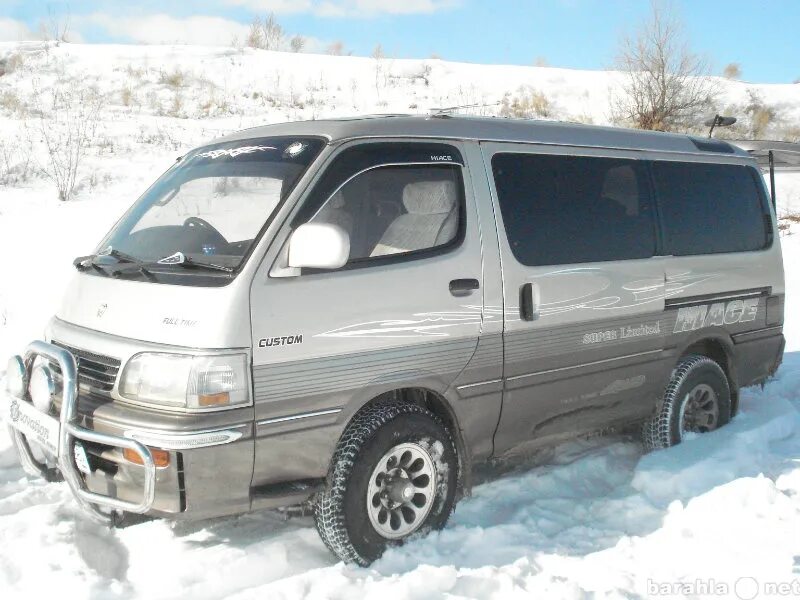 Иркутск купить 4 вд. Toyota Hiace 4wd. Тойота минивэн 4вд. Тойота Хайс микроавтобус 80. Тойота 8 мест микроавтобус 4вд.