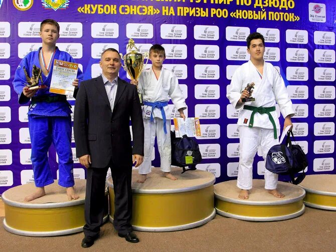 Фитнес-клуб Сенсей, Киев, улица Якира, дом 8 у метро Лукьяновская, Шевченковский
