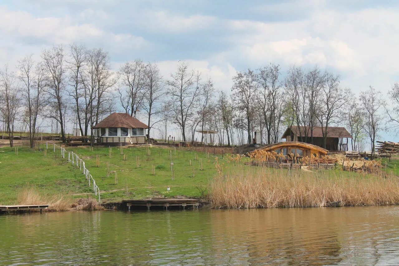 Village парки. Русская деревня Белгород Шагаровка. Шагаровский пруд Белгород. Сельский парк «русская деревня». Сельский парк русская деревня в Белгородской области.