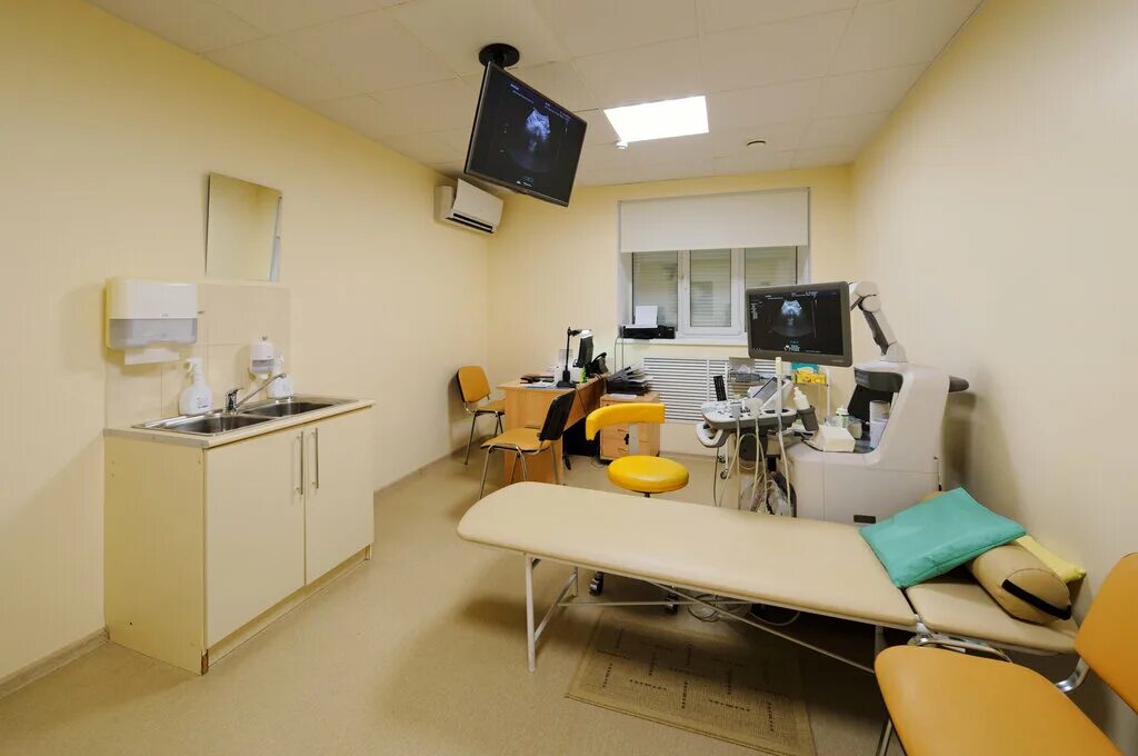 Коллектив косметологов. Медицинский центр г воронеж. Смарт клиник азов медицинский центр. Смарт клиник воронеж ленинский проспект 68а услуги. Медицинский центр г воронеж.